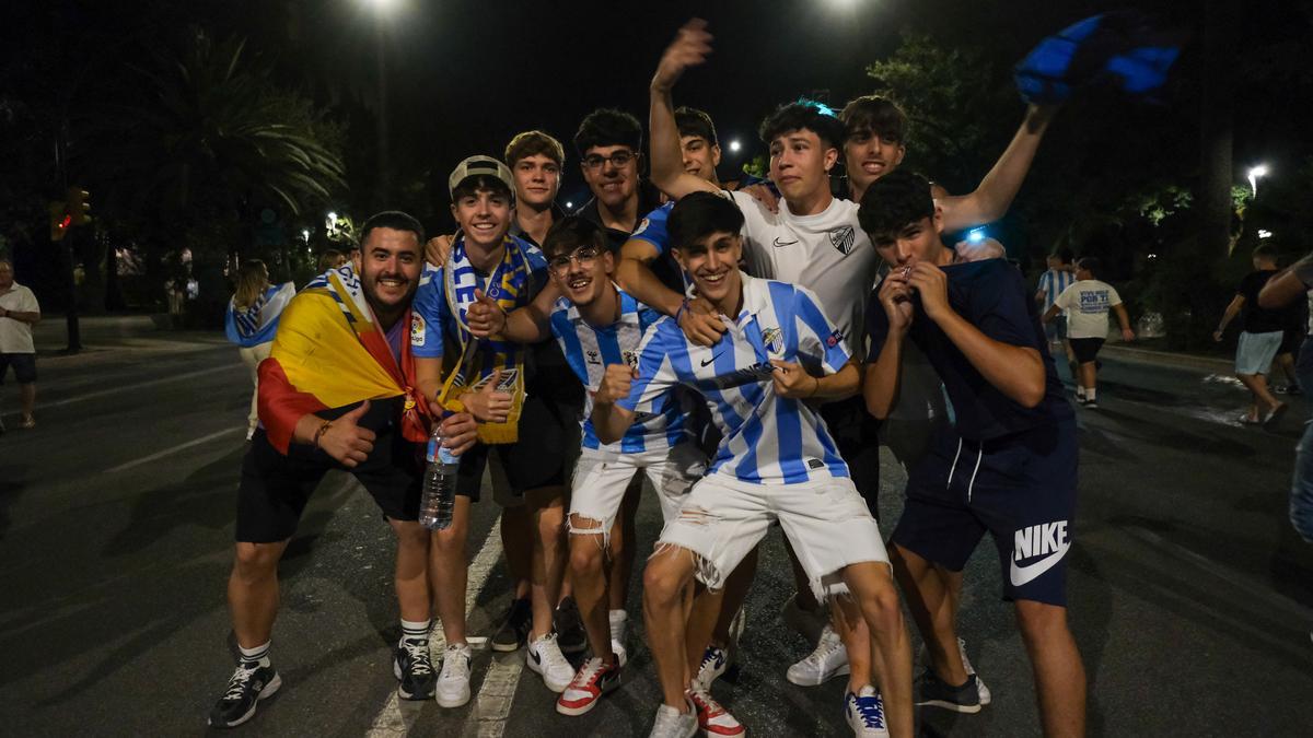 Locura en el Centro con el ascenso del Málaga CF
