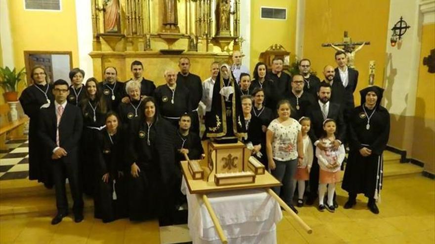 La cofradía marca el paso de la Semana Santa