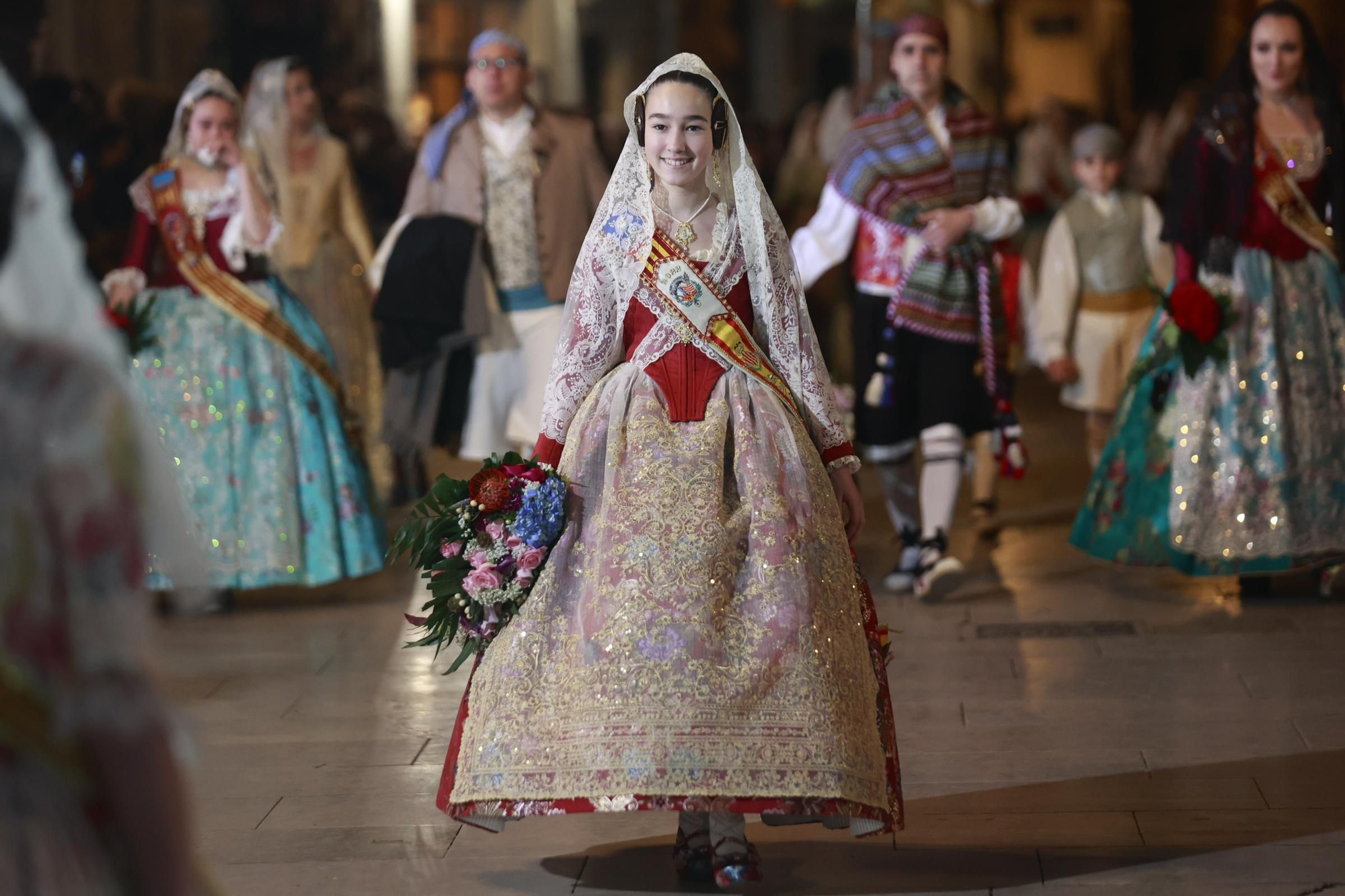 Búscate en el segundo día de ofrenda por la calle Quart (entre las 19:00 a las 20:00 horas)