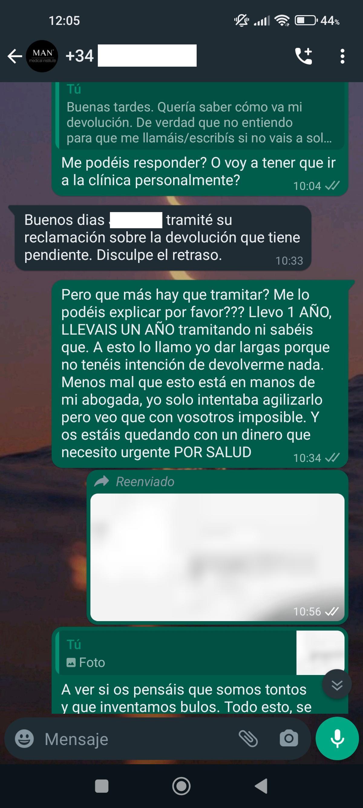 Capturas de las conversaciones con Man Medical.