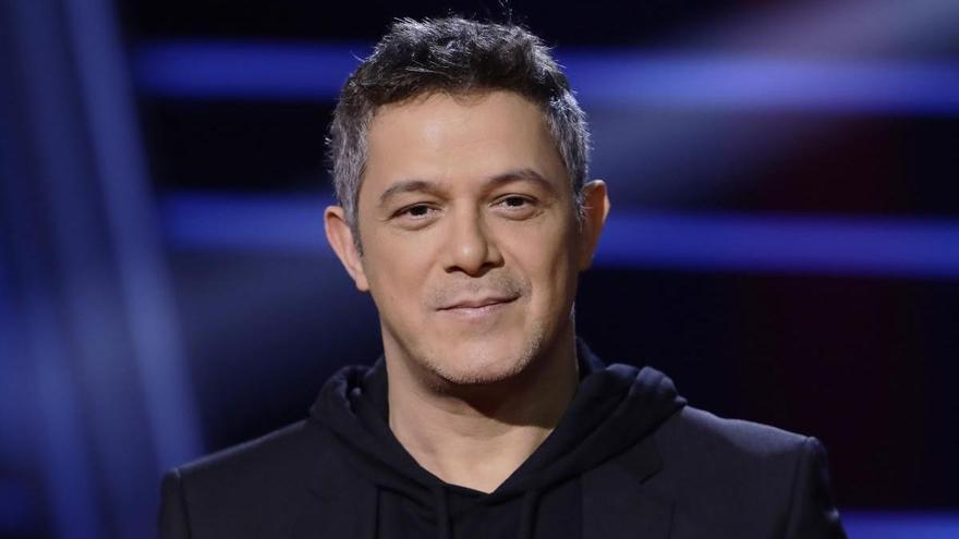 Alejandro Sanz da el paso definitivo en su relación con Mónica Cruz: &quot;Sin presión y en familia&quot;