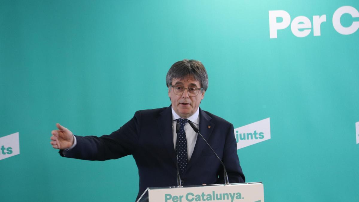 El líder de Junts, Carles Puigdemont, en una compareixença de premsa a Perpinyà