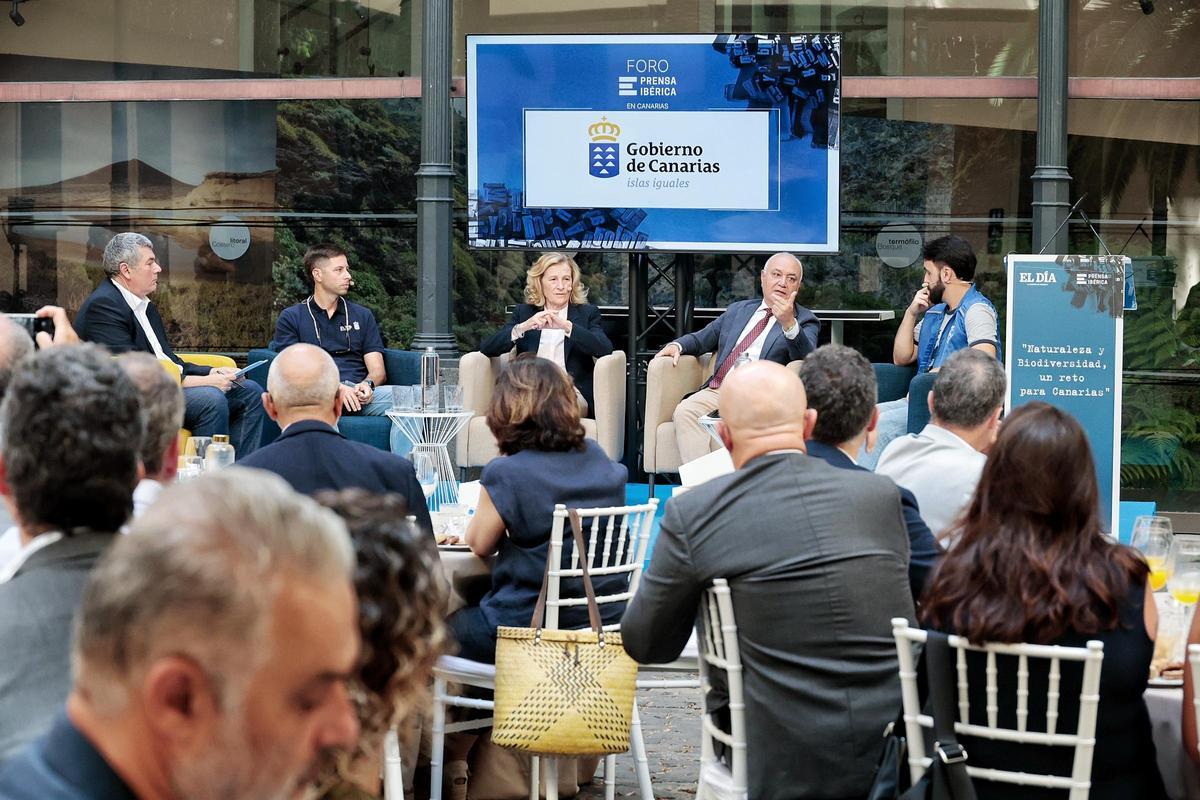 Foro sobre naturaleza y biodiversidad organizado por EL DÍA