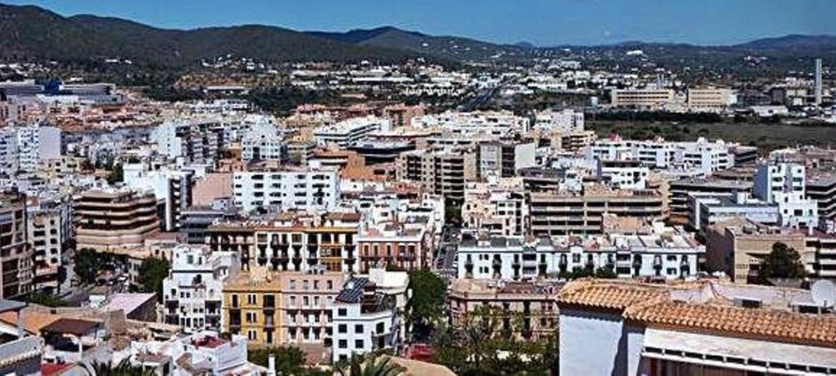 Edificios de viviendas en la ciudad de Ibiza.
