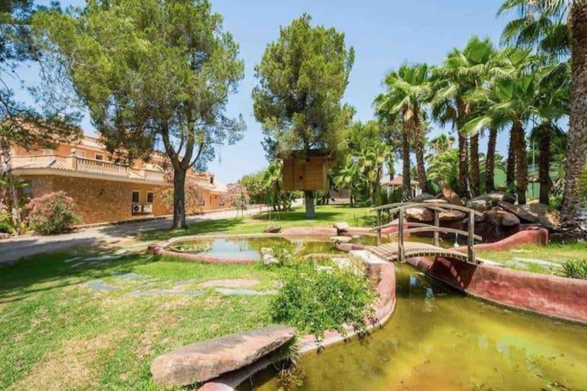 Foto de los jardines de la casa