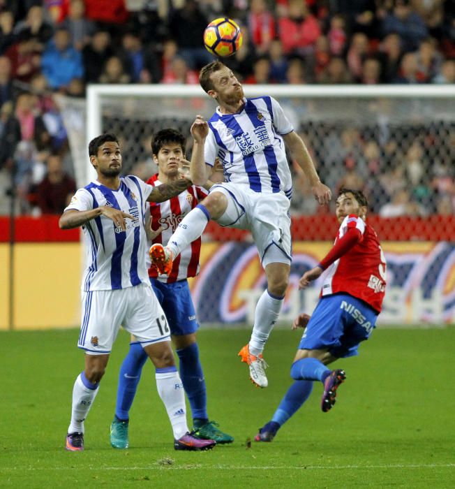 El partido entre el Sporting y la Real Sociedad, en imágenes