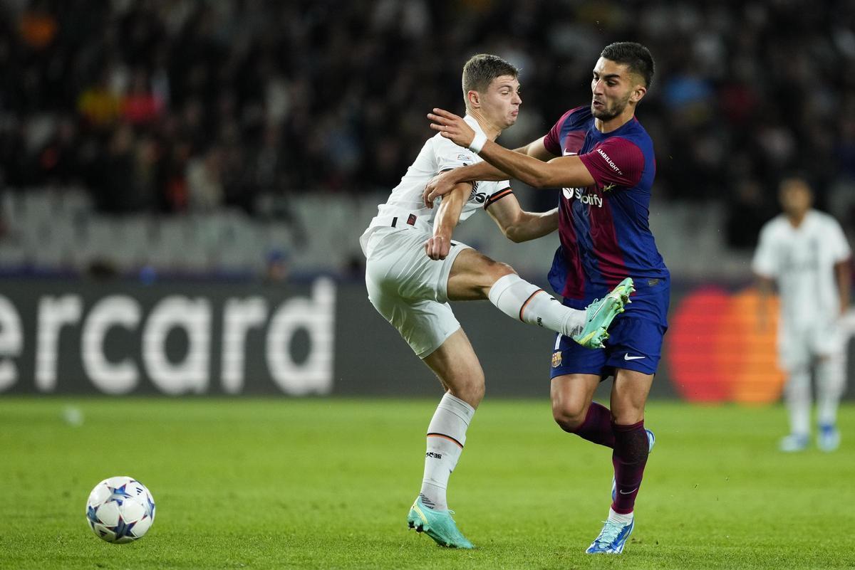 Barcelona - Shakhtar Donetsk.