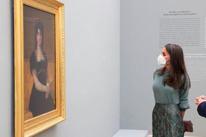 La reina Letizia visita una exposición de Goya en Basilea, Suiza