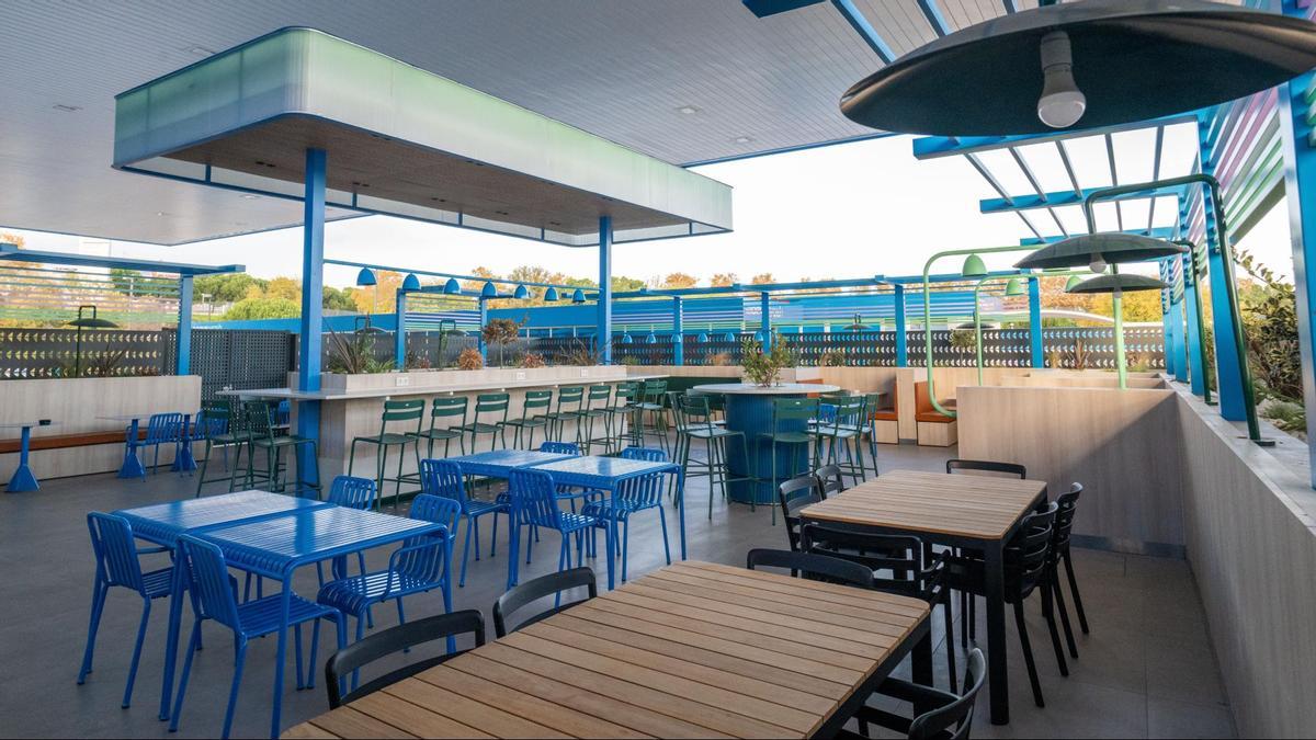 Área recreativa en una estación de servicio Moeve