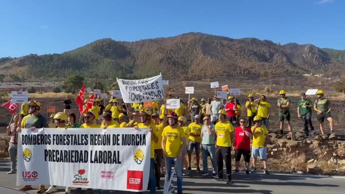Desconvocada la huelga de los bomberos forestales de la Región de Murcia
