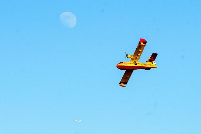 HIDROAVION EN LOS INCENDIOS.CARGA DEL HIDROAVION QUE ESTÁ EN LA EMERGENCIA  | 11/08/2019 | Fotógrafo: Tony Hernández