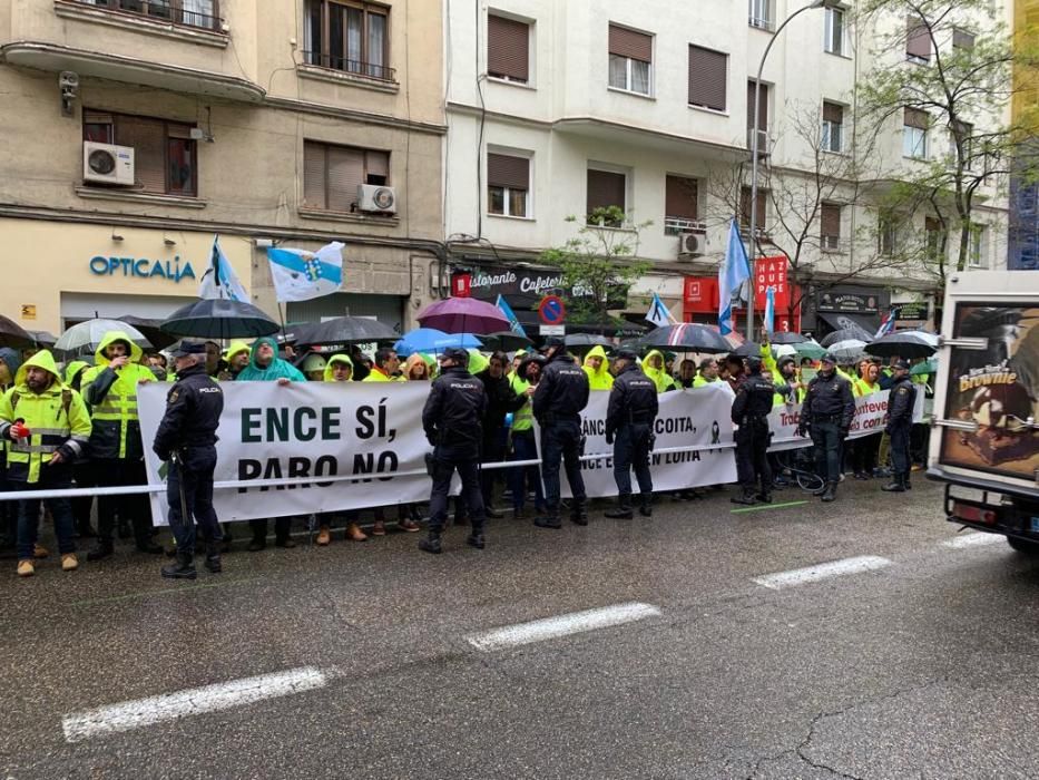 Los trabajadores de Ence llevan sus protestas a Ferraz
