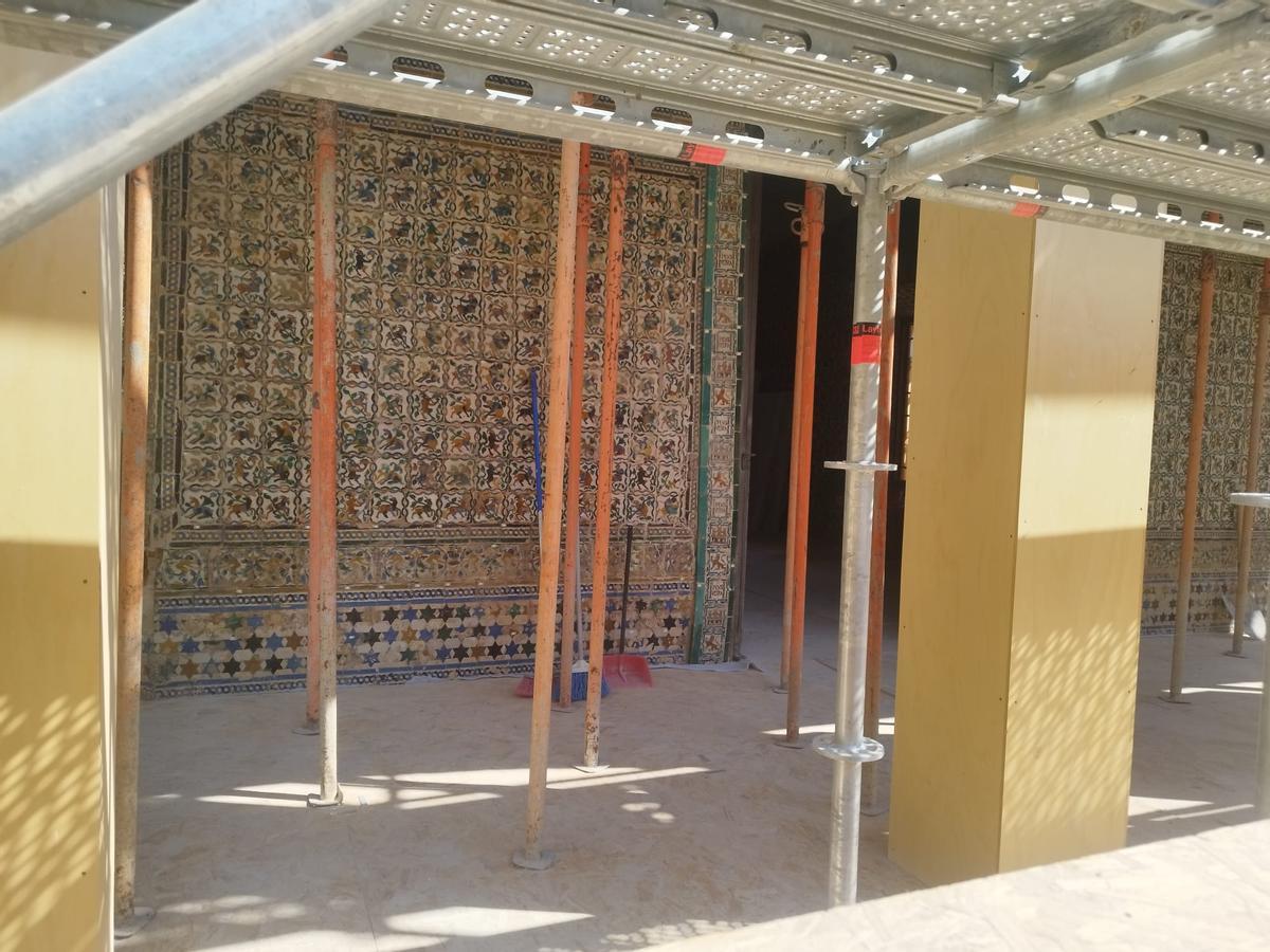 Las obras de restauración del Cenador de Carlos V, en imágenes
