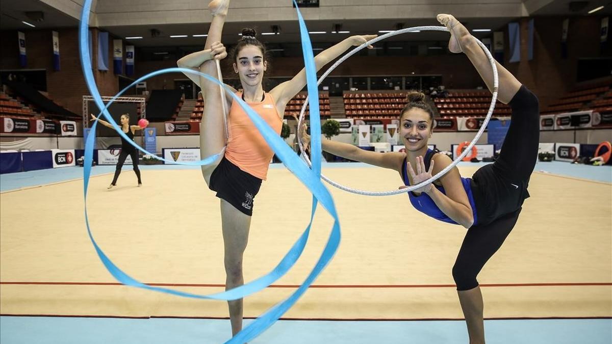 Elisa Pérez (izquierda) y Natalia García posan para El Periódico antes del Ciutat de Barcelona