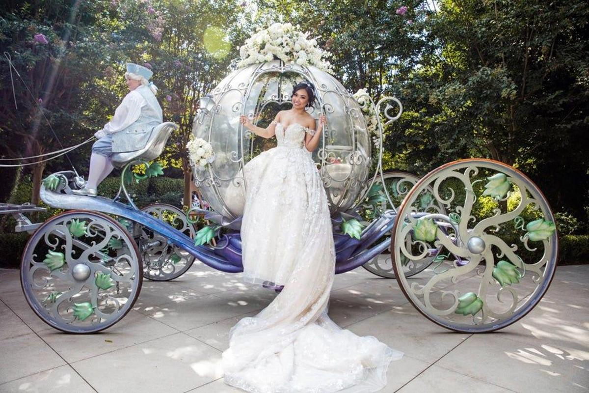 Boda Disney con carroza de 'Cenicienta'