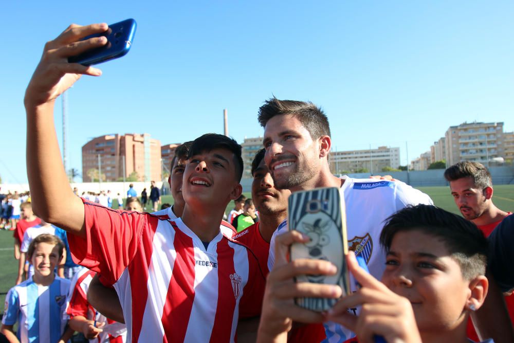 Presentación de Adrián González