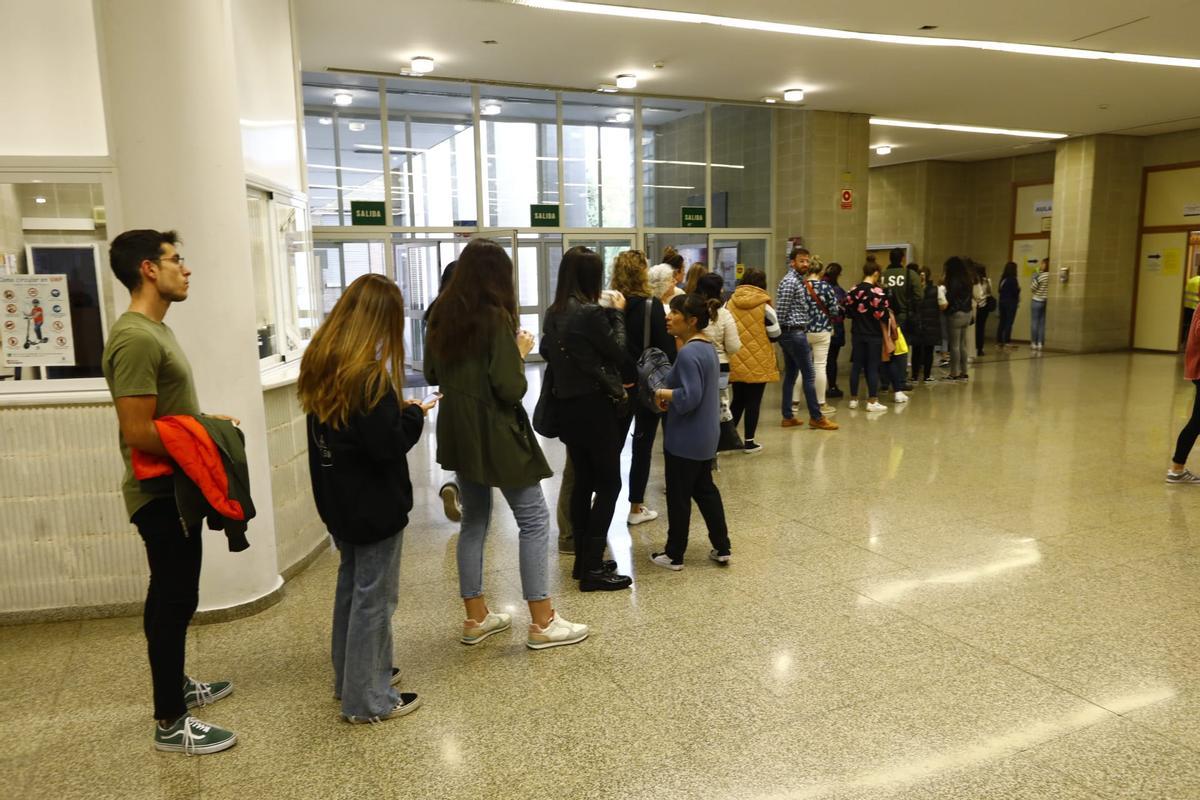 Los exámenes se han celebrado en tres facultades distintas de la Universidad de Zaragoza.