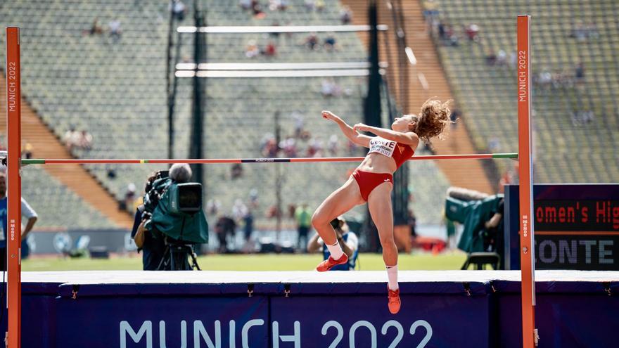 Claudia Conte reaparece trece meses después de su retirada en el Europeo