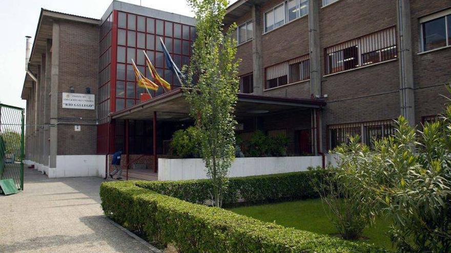 El instituto Río Gállego iniciará el curso sin las aulas previstas