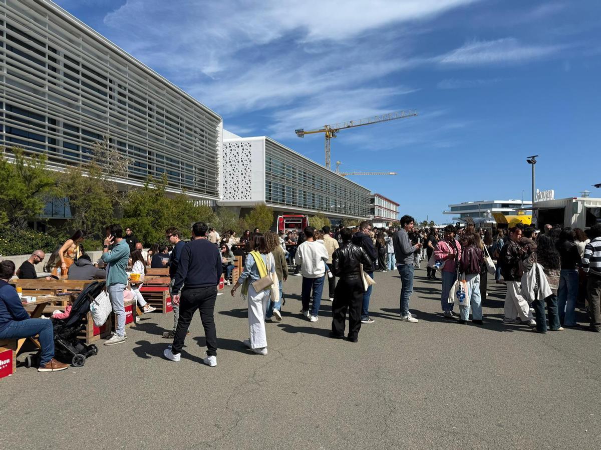 Más de 5.000 asistentes en la segunda edición de FOMOfest de Marina de Empresas.