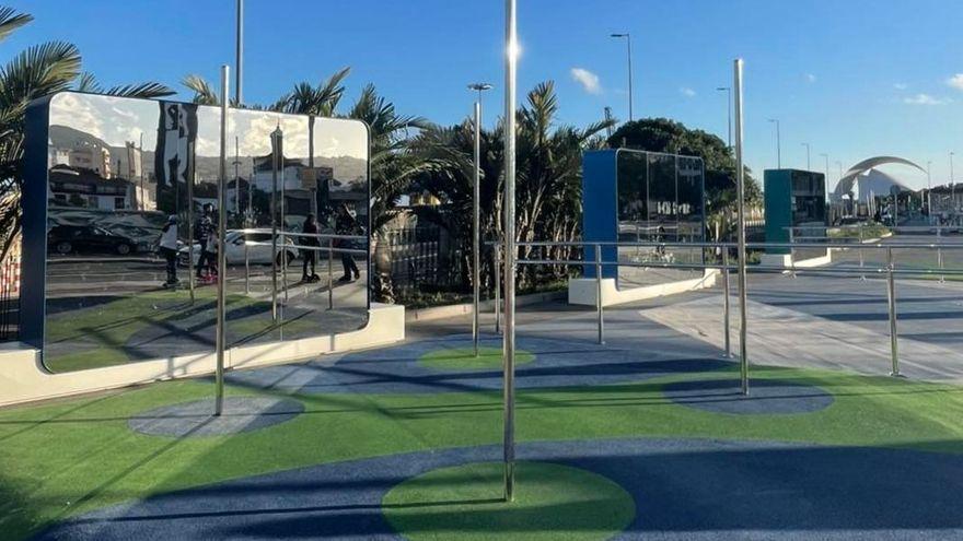 Santa Cruz de Tenerife estrena una «zona de baile» en la avenida Marítima