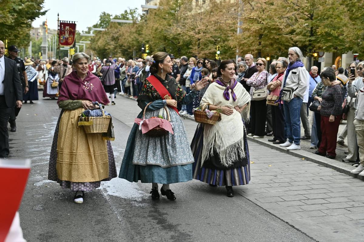 EN IMÁGENES | La Ofrenda de Frutos llena de color y tradición el centro de Zaragoza un año más EN IMÁGENES | La Ofrenda de Frutos llena de color y tradición el centro de Zaragoza un año más