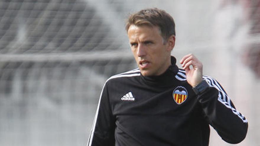 Phil Neville ya tiene trabajo