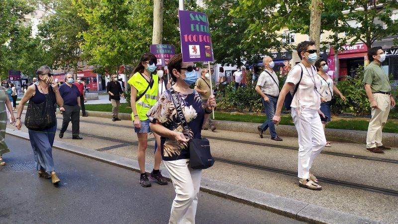 Manifestación en contra del hospital privado