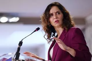 Ayuso acusa a Sánchez de sumir a España en un "estado de paralegalidad", amenazar a la justicia, y espera a la "performance del lunes"