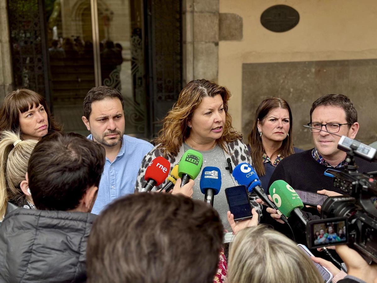 Imagen de la rueda de prensa del PSOE y Compromís, este lunes.