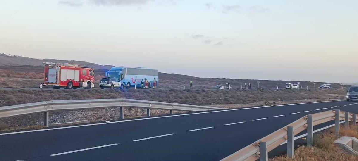 Dos personas mueren en un accidente de tráfico en el sur de Lanzarote Dos personas mueren en un accidente de tráfico en el sur de Lanzarote