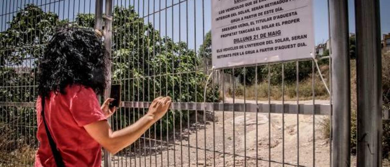 El acceso a los terrenos permanece cerrado desde el pasado mes de mayo por parte de la Generalitat.