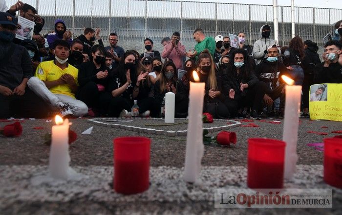 Homenaje a Kevin, el joven asesinado en una reyerta