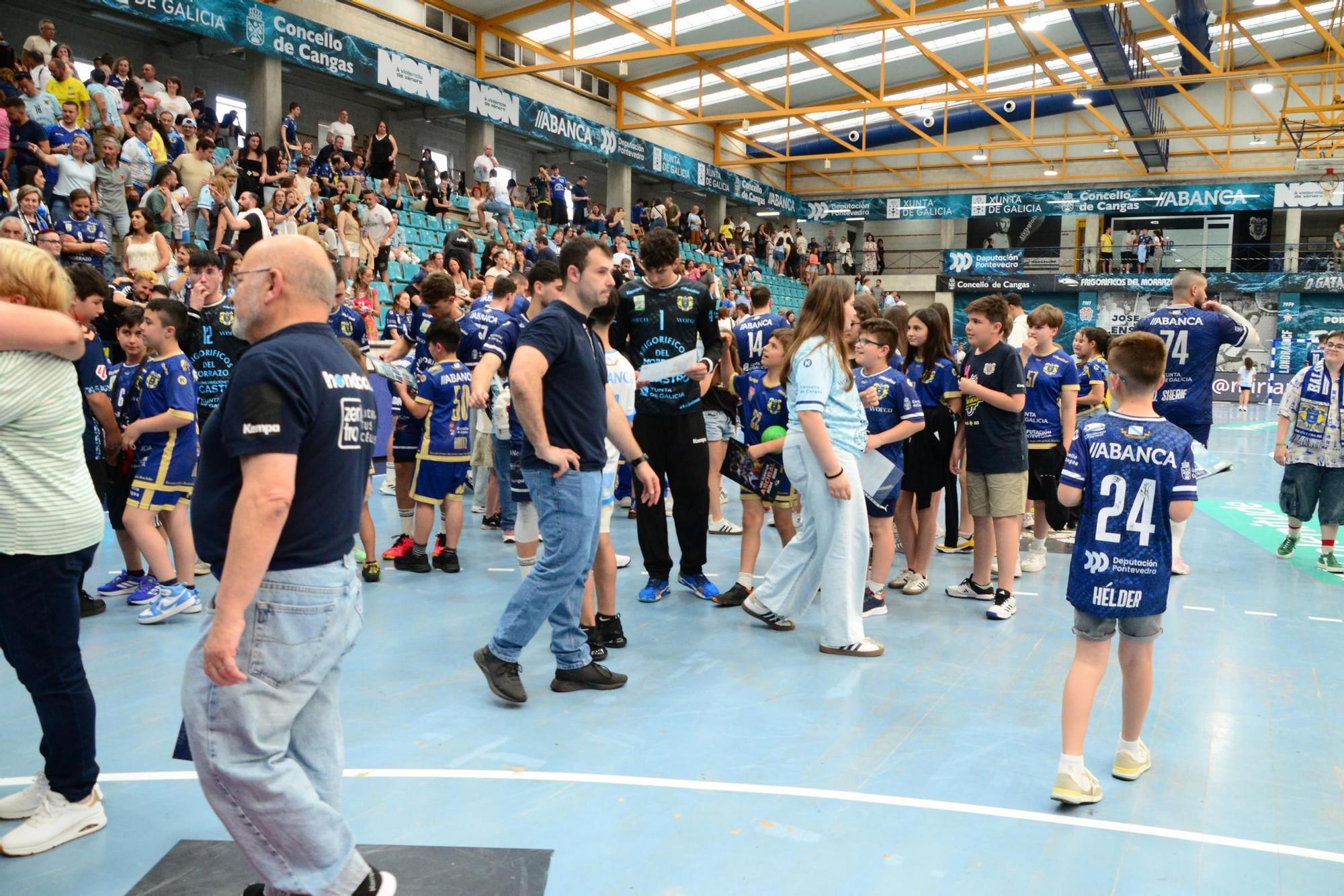 Jornada de salvación y despedidas en O Gatañal