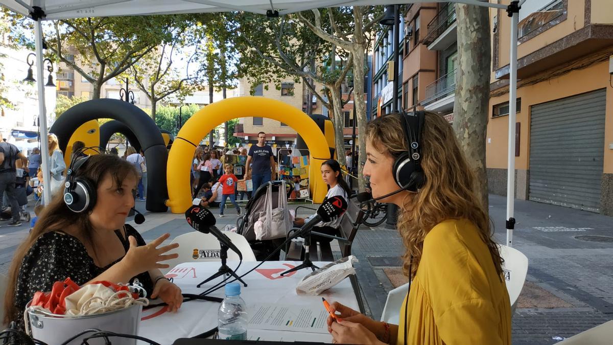 Programa de ràdio a peu de carrer en Aldaia