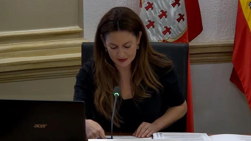 El PSOE inicia un proceso de recusación sobre la secretaria general del Ayuntamiento de Alcantarilla, fichada por el PP