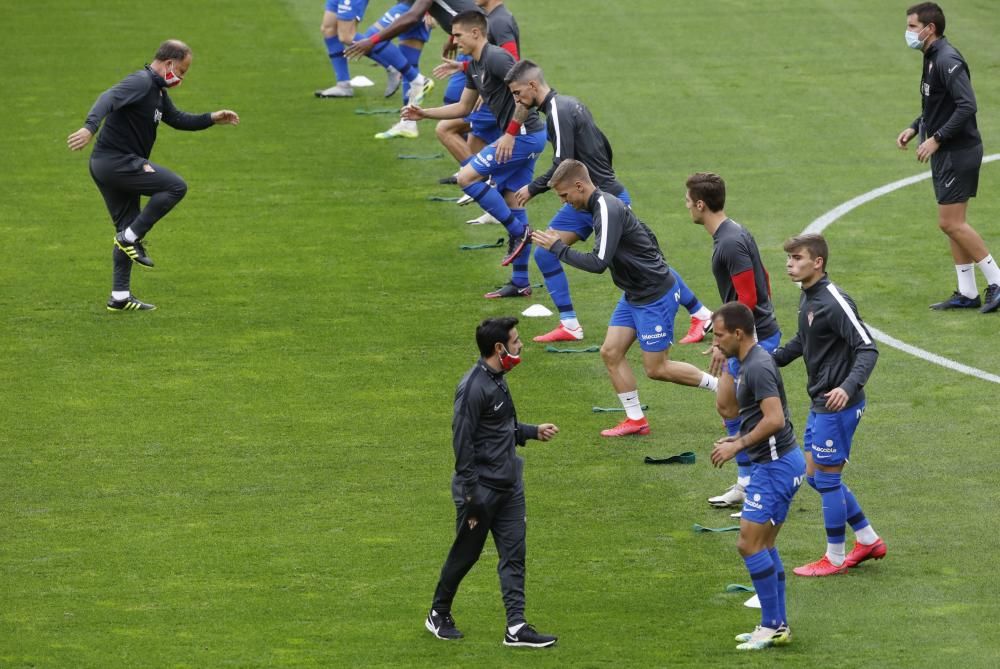 El partido entre el Sporting y la Ponferradina, en imágenes