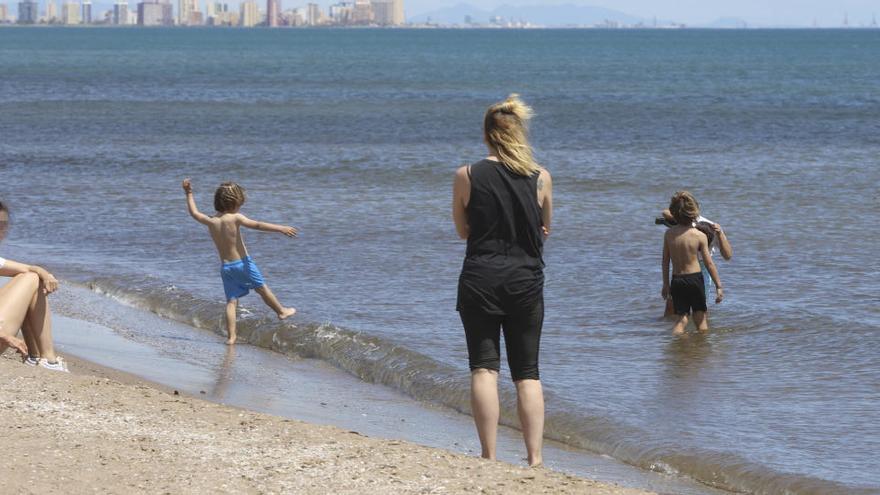 València pone las playas &quot;a punto&quot;