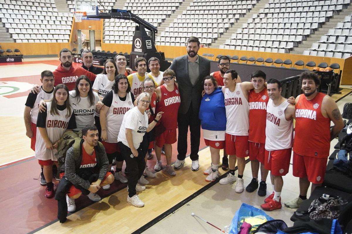 Les imatges de l'entrenament de l'equip del Bàsquet Girona que prepara la Copa Campeones