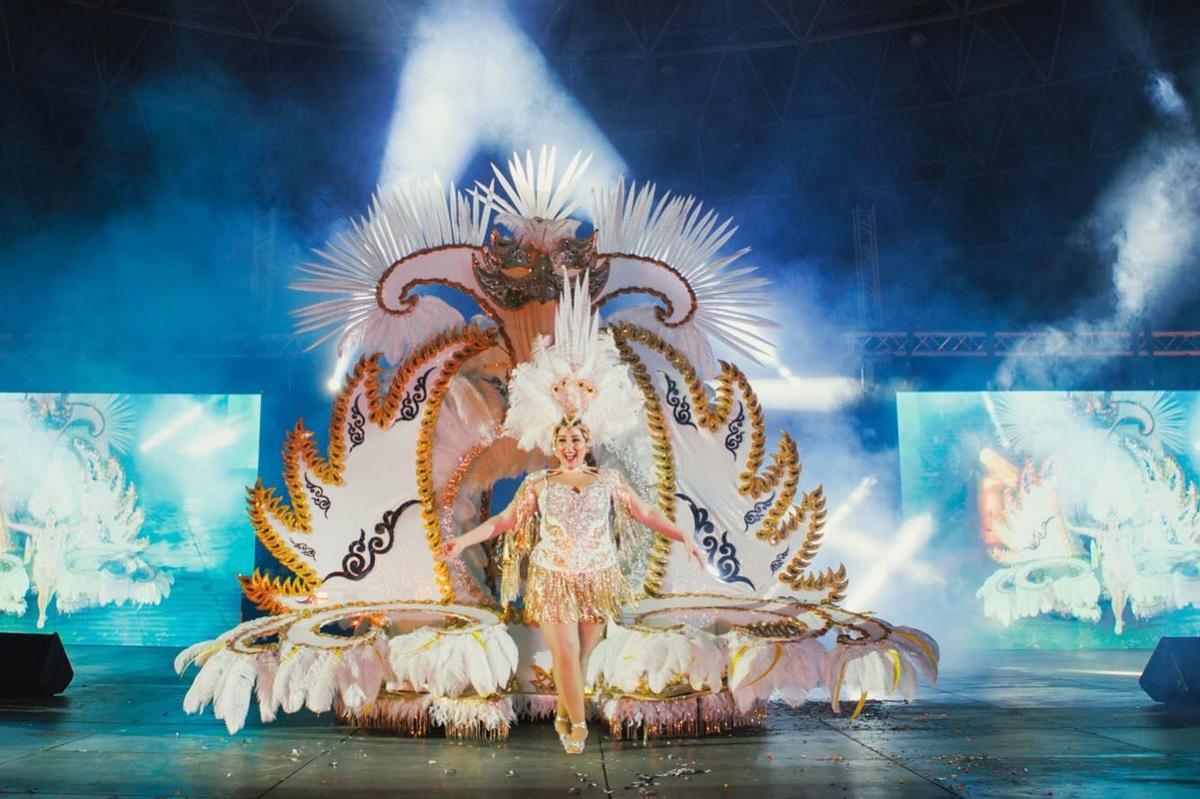 Reina del Carnavalmoral 2026, Jara Robles Castaño, en categoría de adulto.