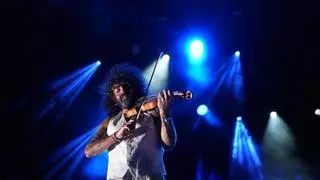 Ara Malikian hace vibrar a Córdoba con su inconfundible espectáculo