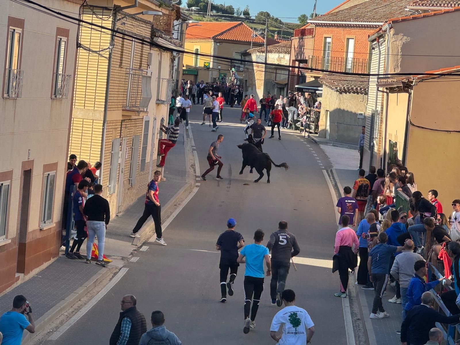 La Bóveda "calienta motores" con los "toros del Agua"