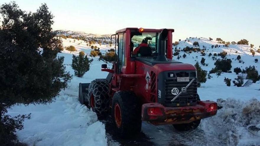 25 masías continúan aisladas a la espera de un nuevo frente de nieve