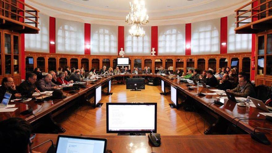 La falta de financiación obliga a la universidad a reducir su presupuesto