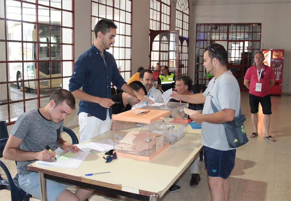 FOTOGALERÍA / Jornada electoral en la provincia