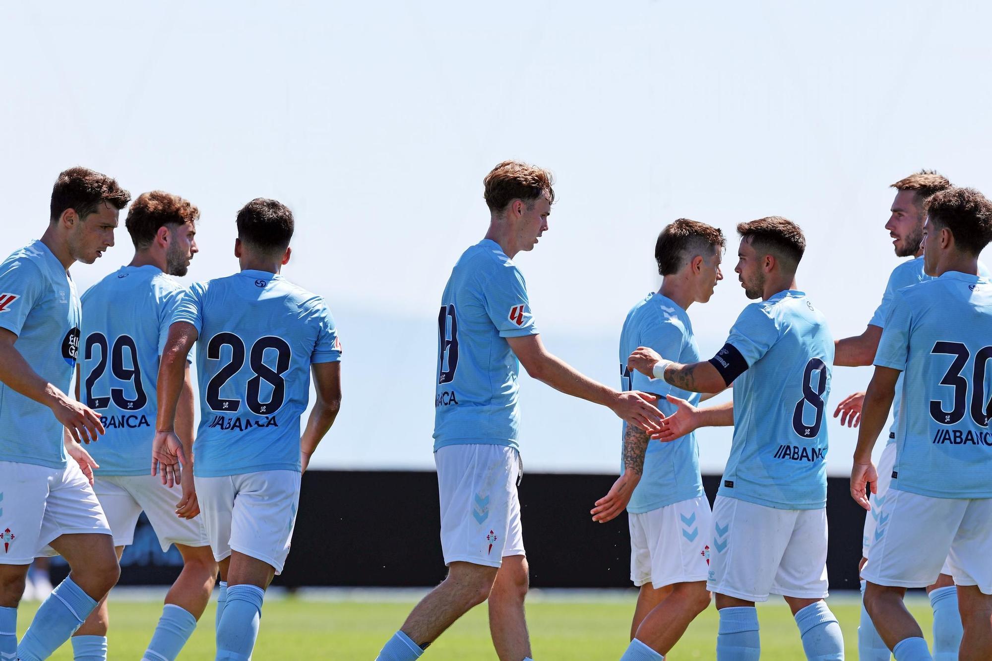 Las imágenes del amistoso Celta 2 - 1 Sporting de Gijón, en Afouteza