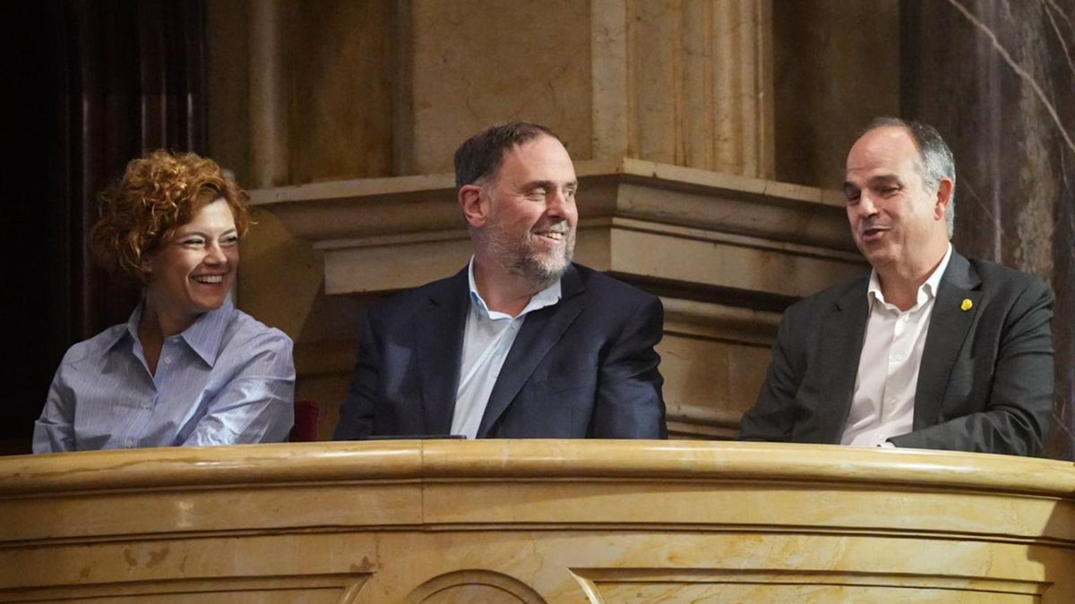 Junts y ERC presionan a Illa para que Sánchez cumpla los acuerdos pendientes: "Se juega mucho"