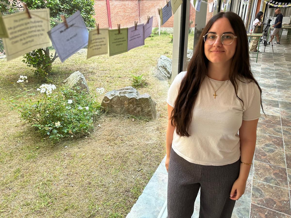 María García, en el salón de actos del instituto de Luarca.