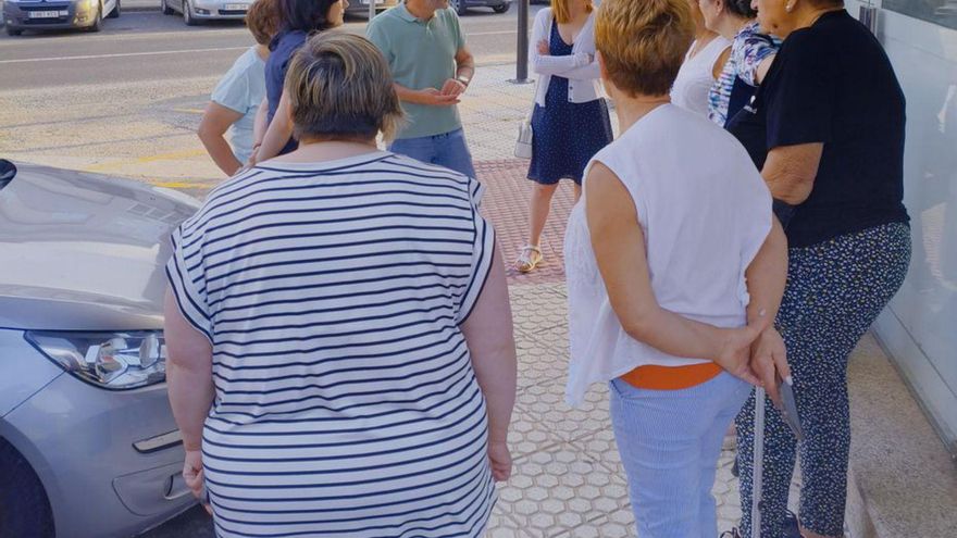 Reunión de miembros del BNG con vecinos.
