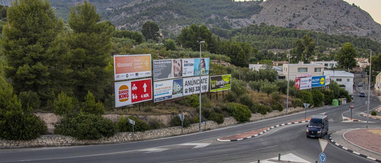 Terrenos que albergarán el nuevo ecoparque de Cocentaina.